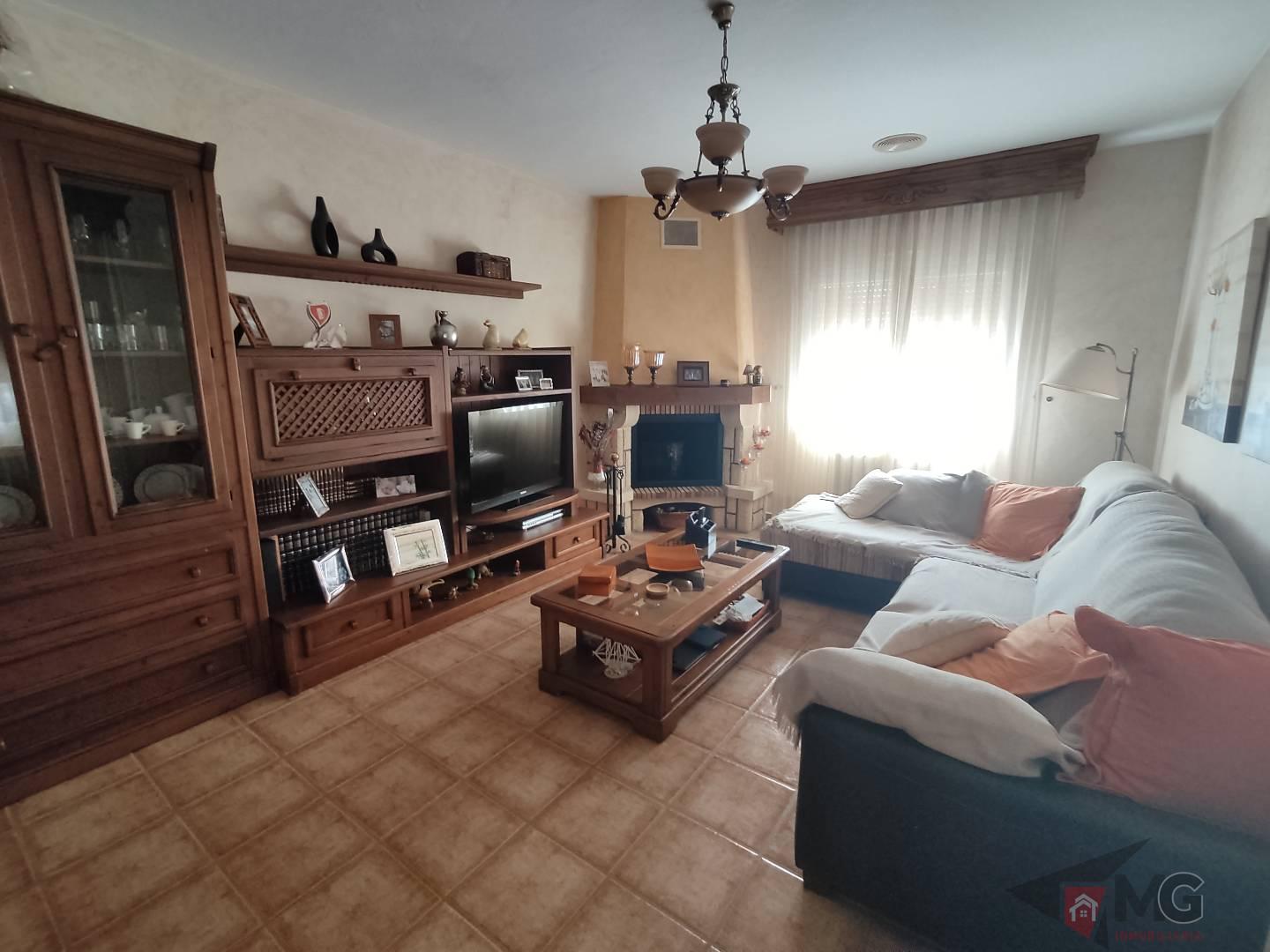 For sale of chalet in Lorca