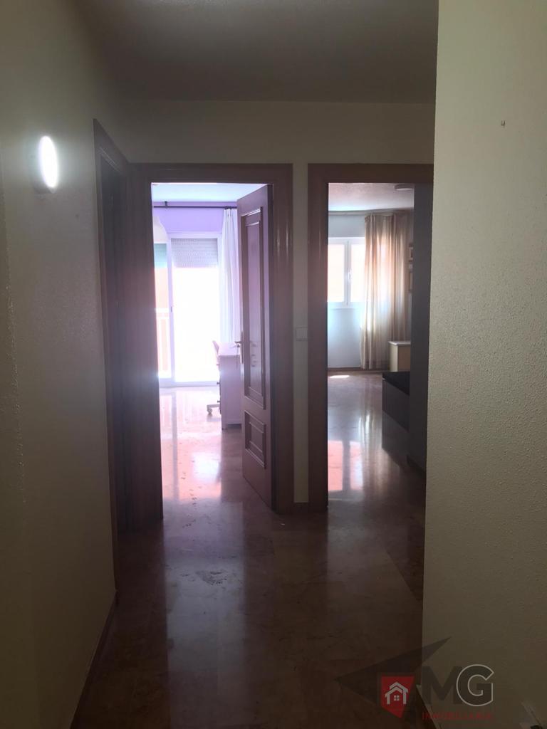 For sale of flat in Lorca