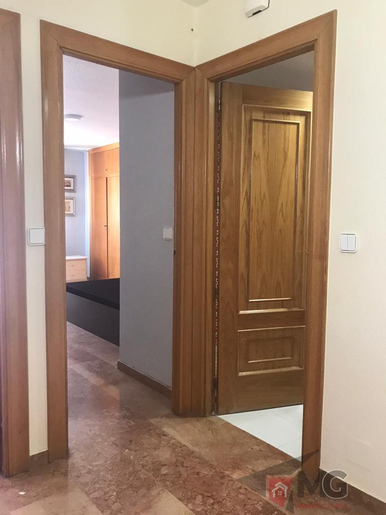 For sale of flat in Lorca