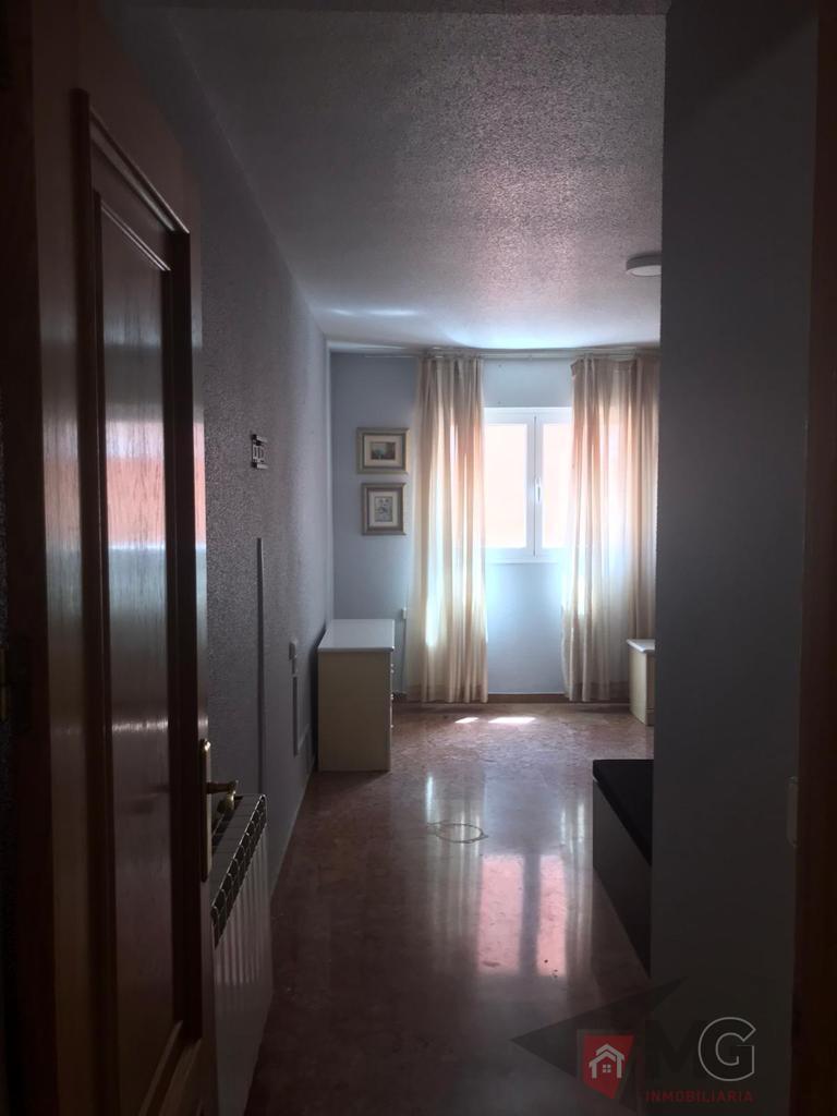 For sale of flat in Lorca