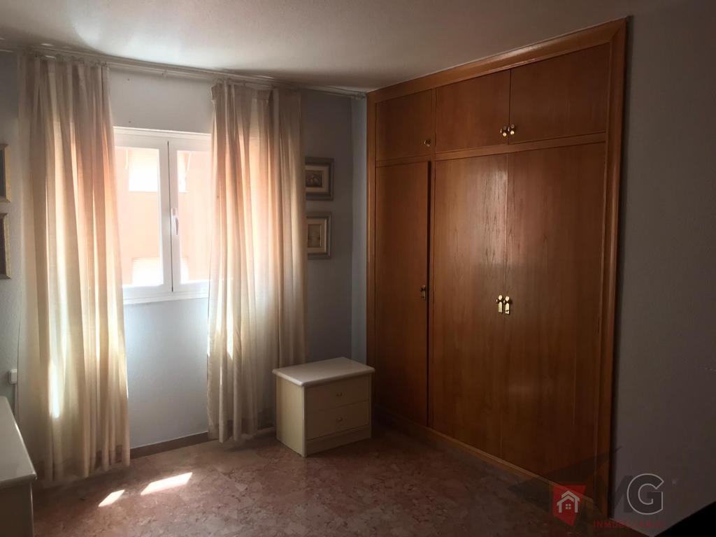 For sale of flat in Lorca