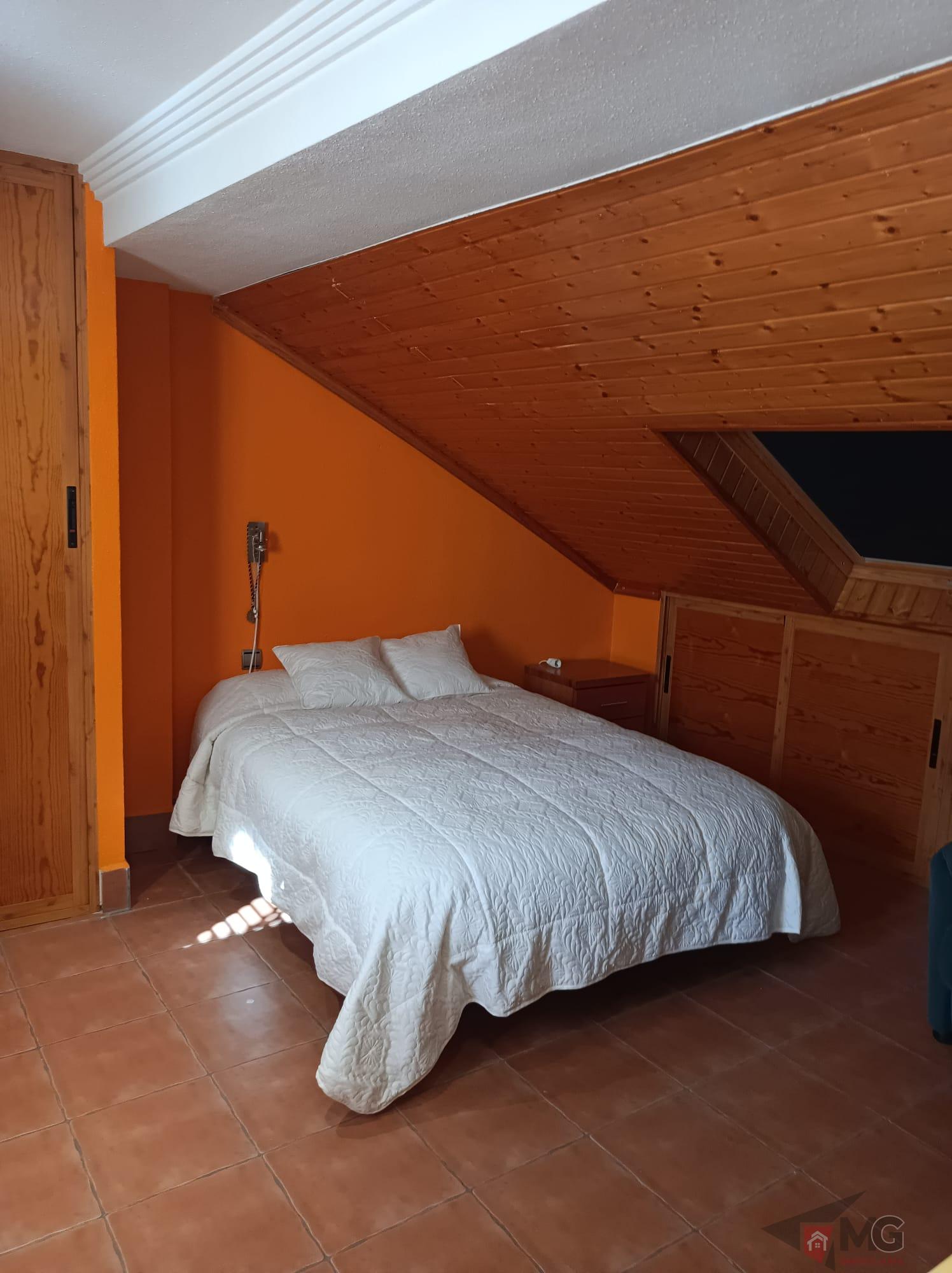 For sale of chalet in Lorca