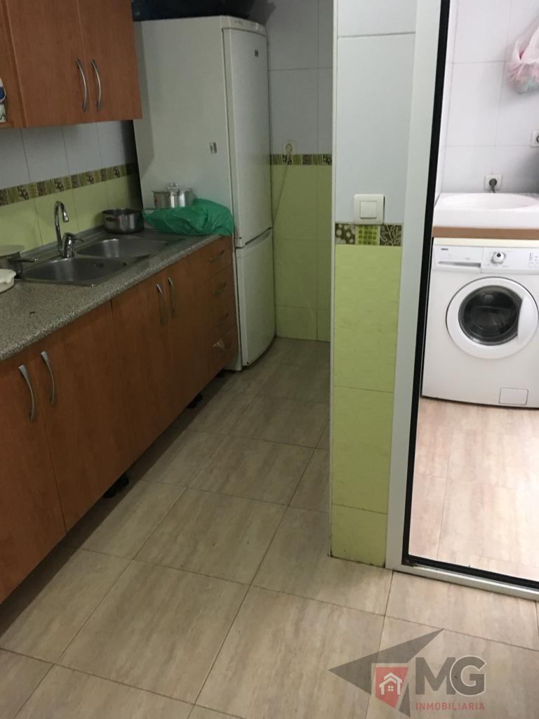 For sale of flat in Lorca