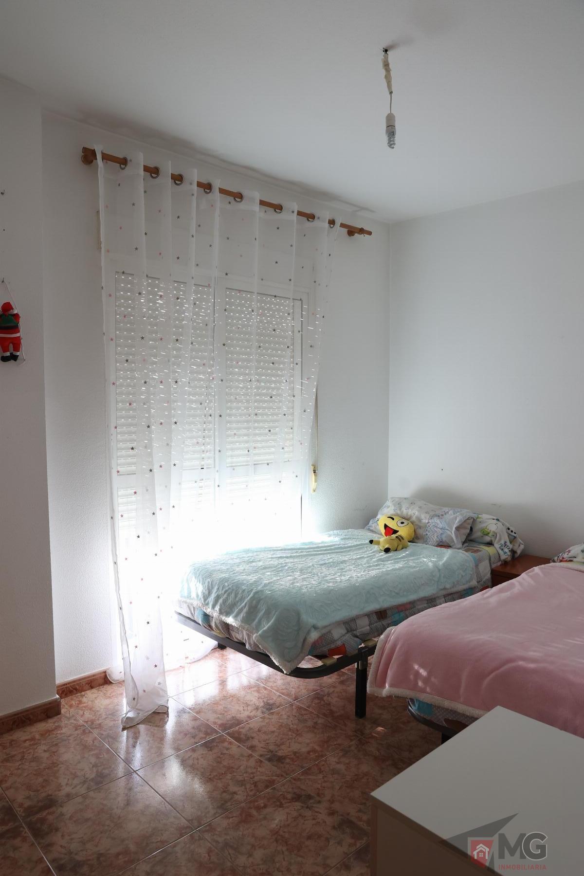For sale of duplex in Totana
