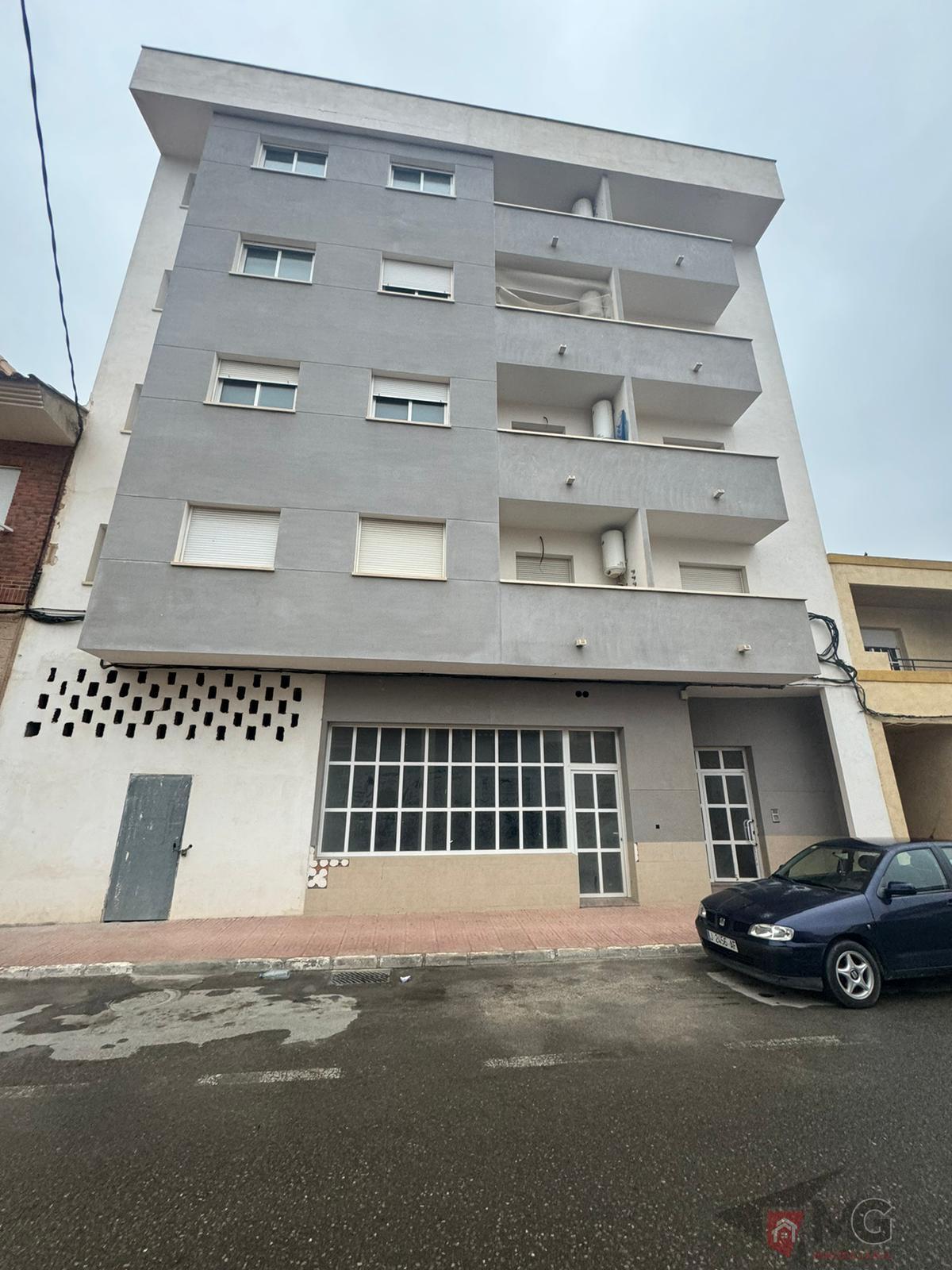 For sale of flat in Puerto Lumbreras
