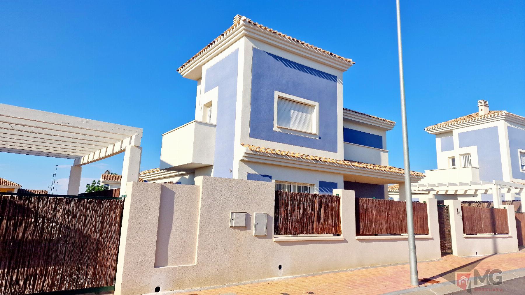 For sale of chalet in Lorca