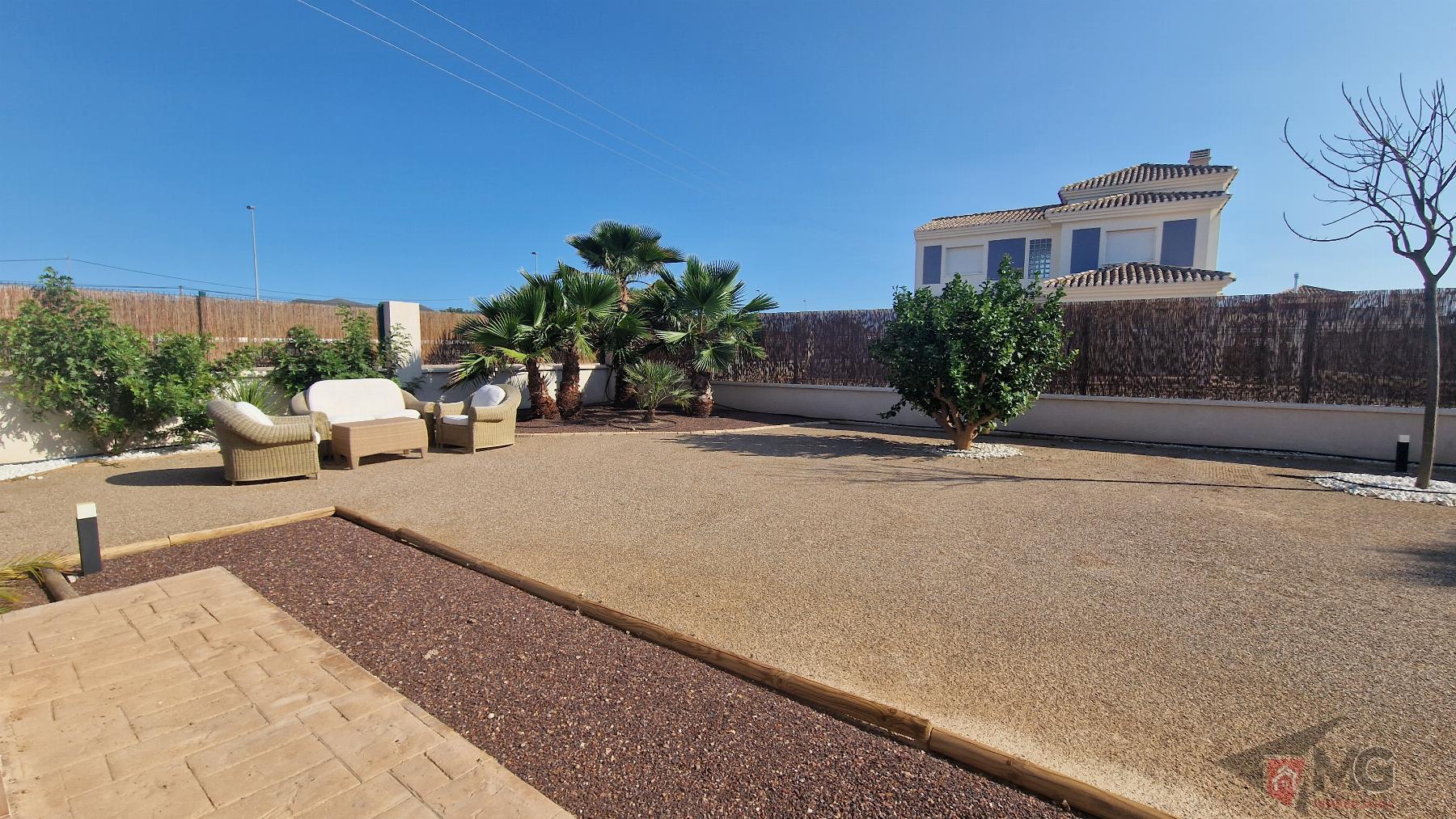 For sale of chalet in Lorca