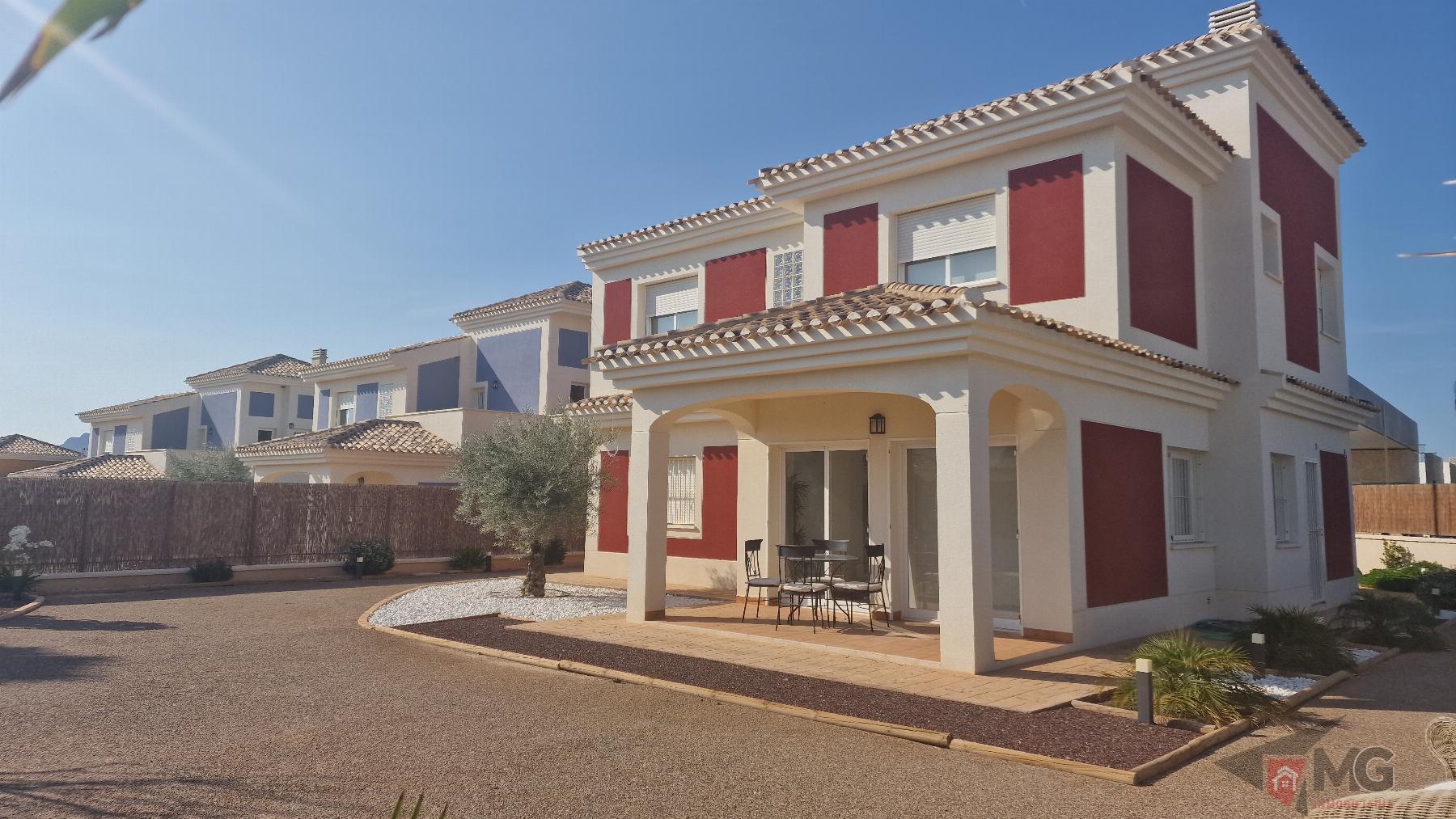 For sale of chalet in Lorca