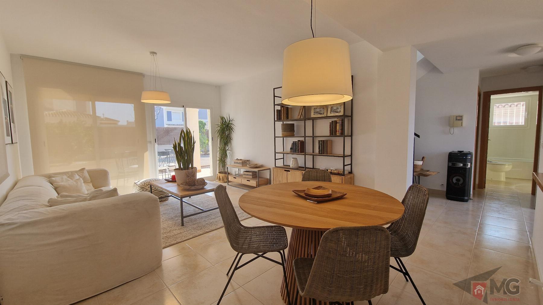 For sale of chalet in Lorca