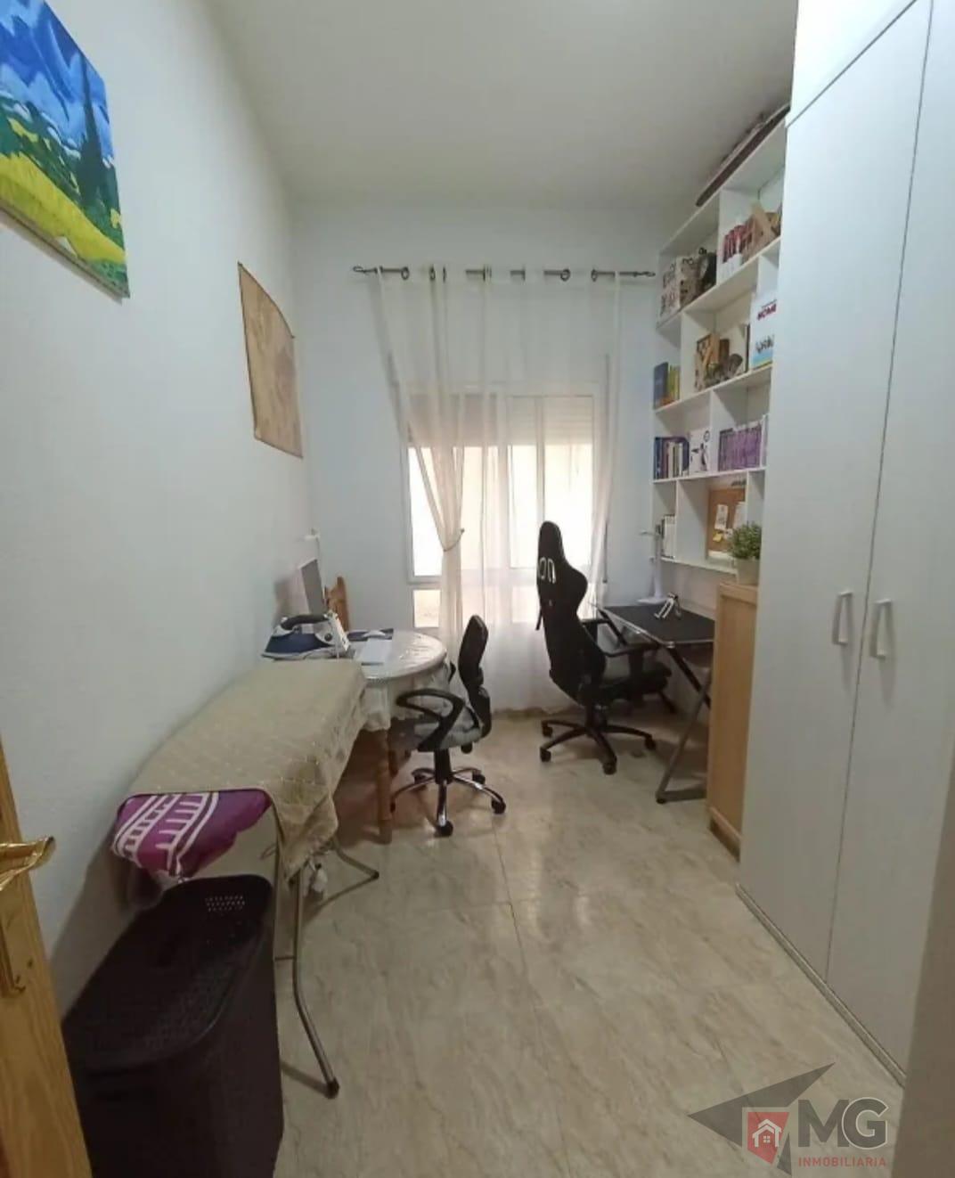 For sale of flat in Puerto Lumbreras
