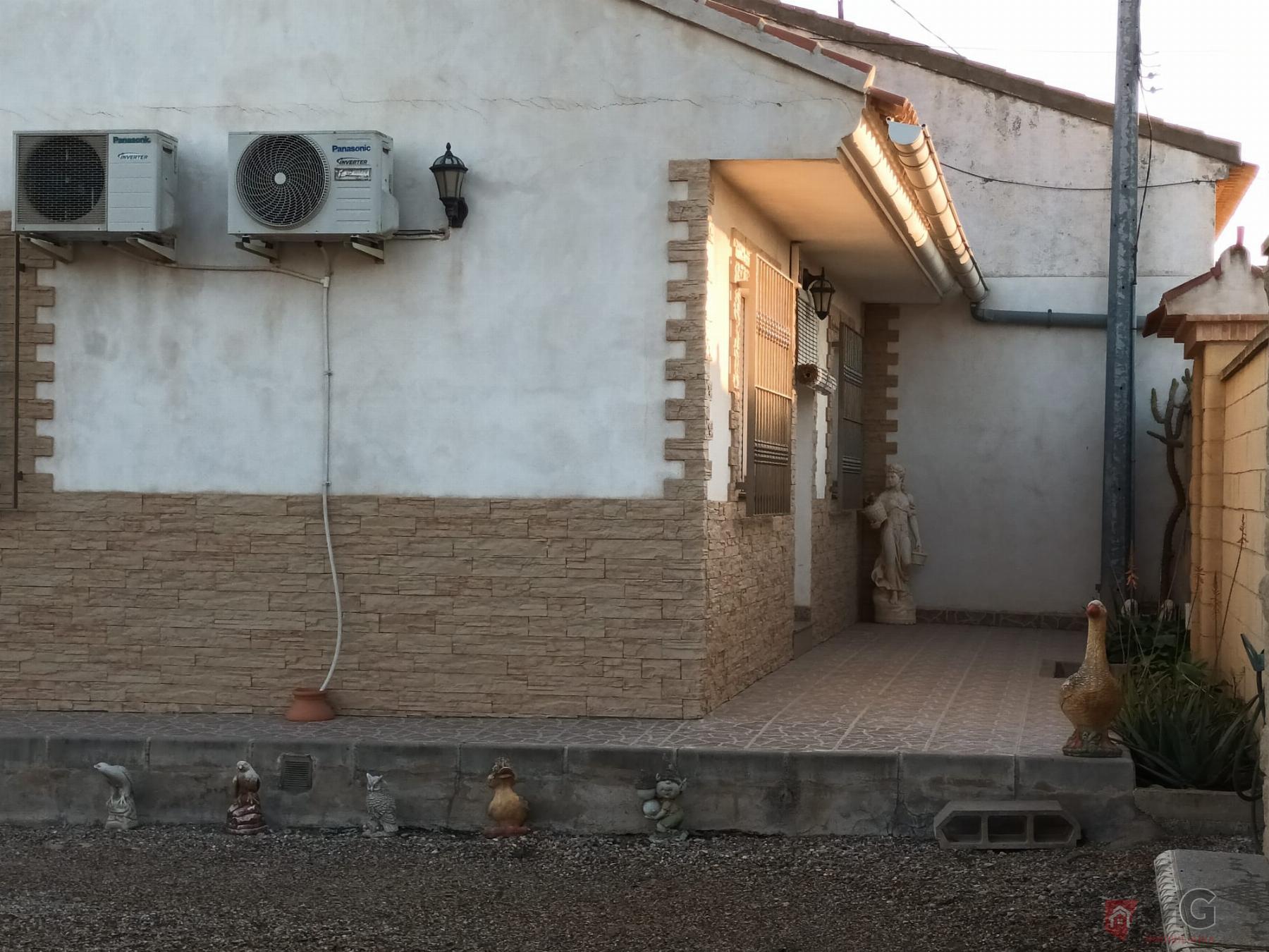 For sale of chalet in Totana