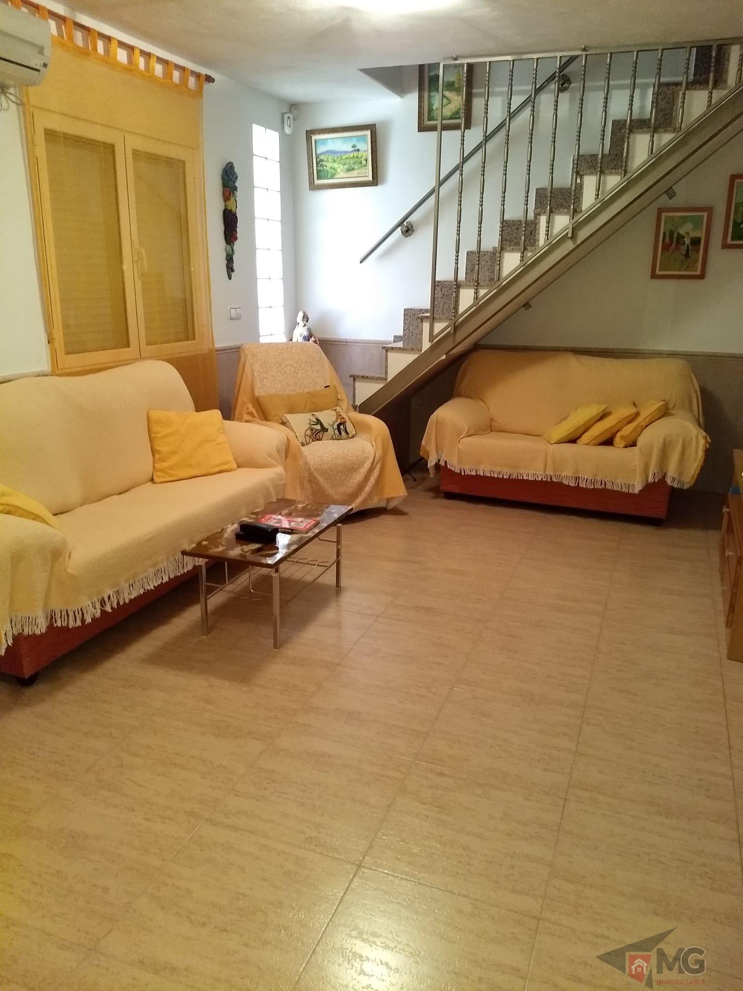 For sale of chalet in Totana