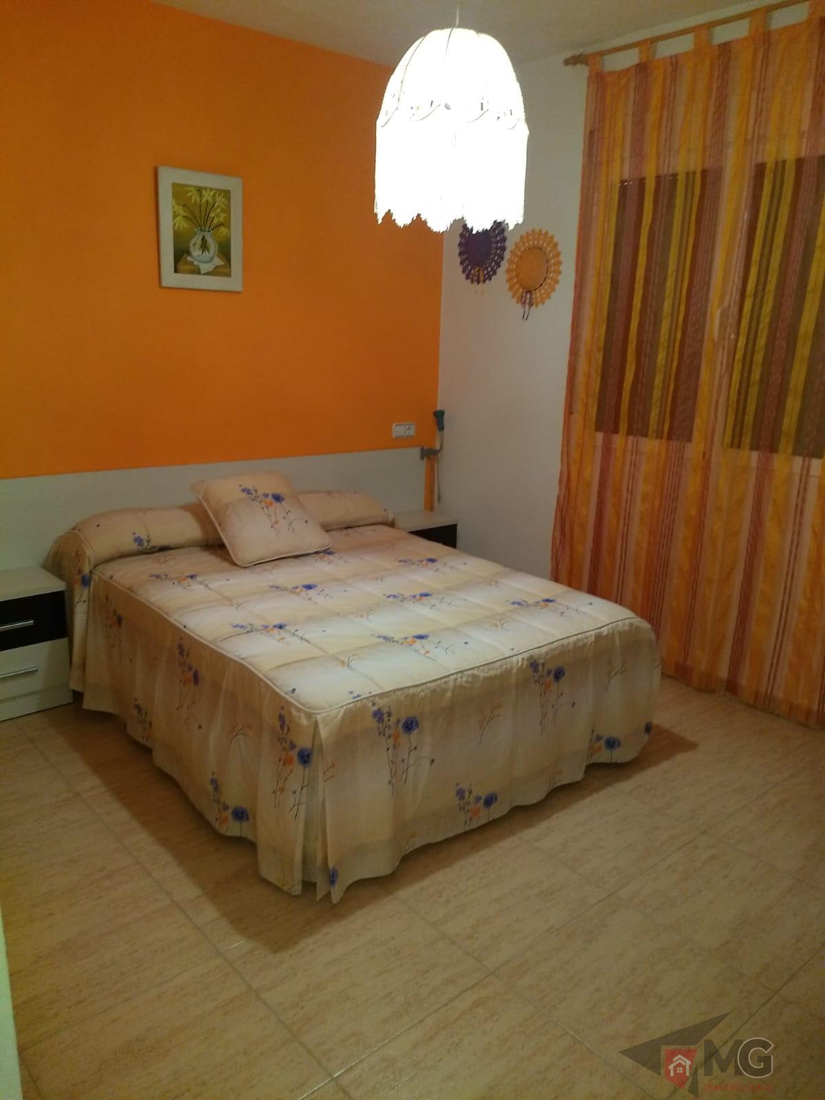 For sale of chalet in Totana