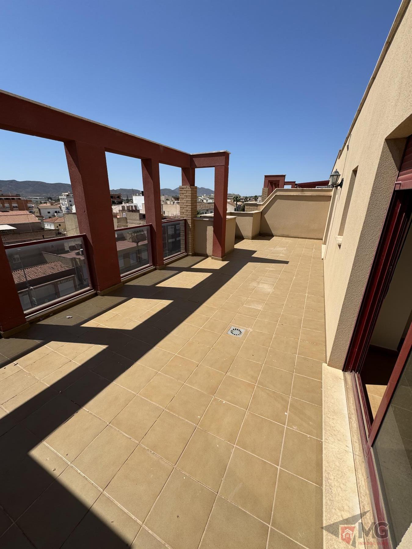 For sale of penthouse in Puerto Lumbreras