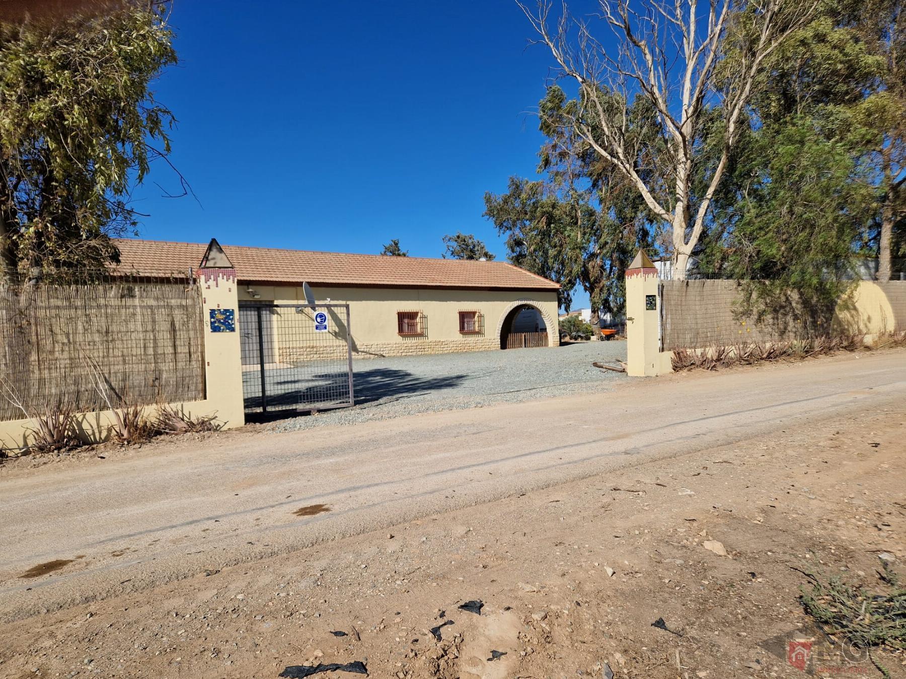 For sale of rural property in Lorca