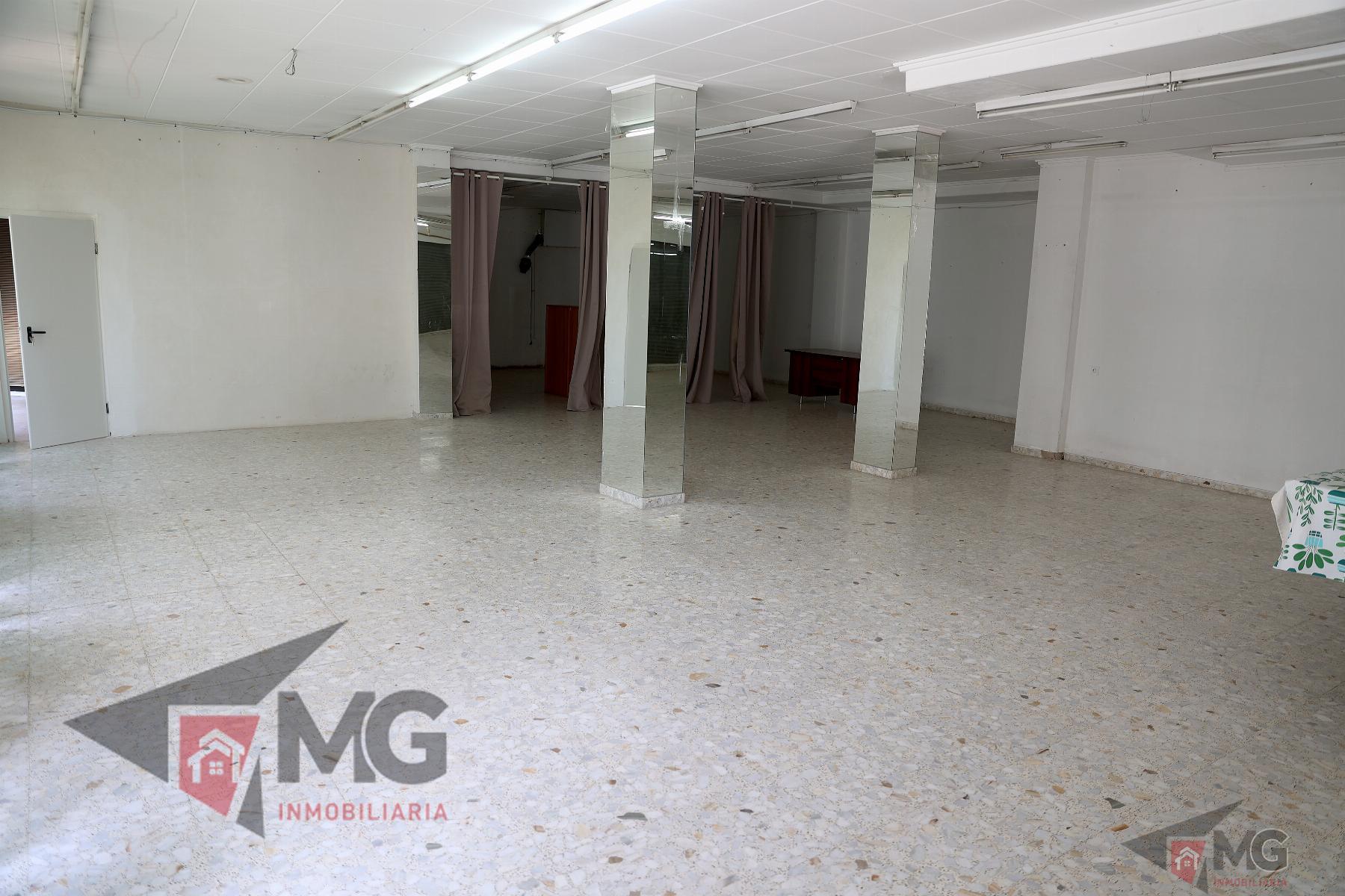Alquiler de local comercial en Totana