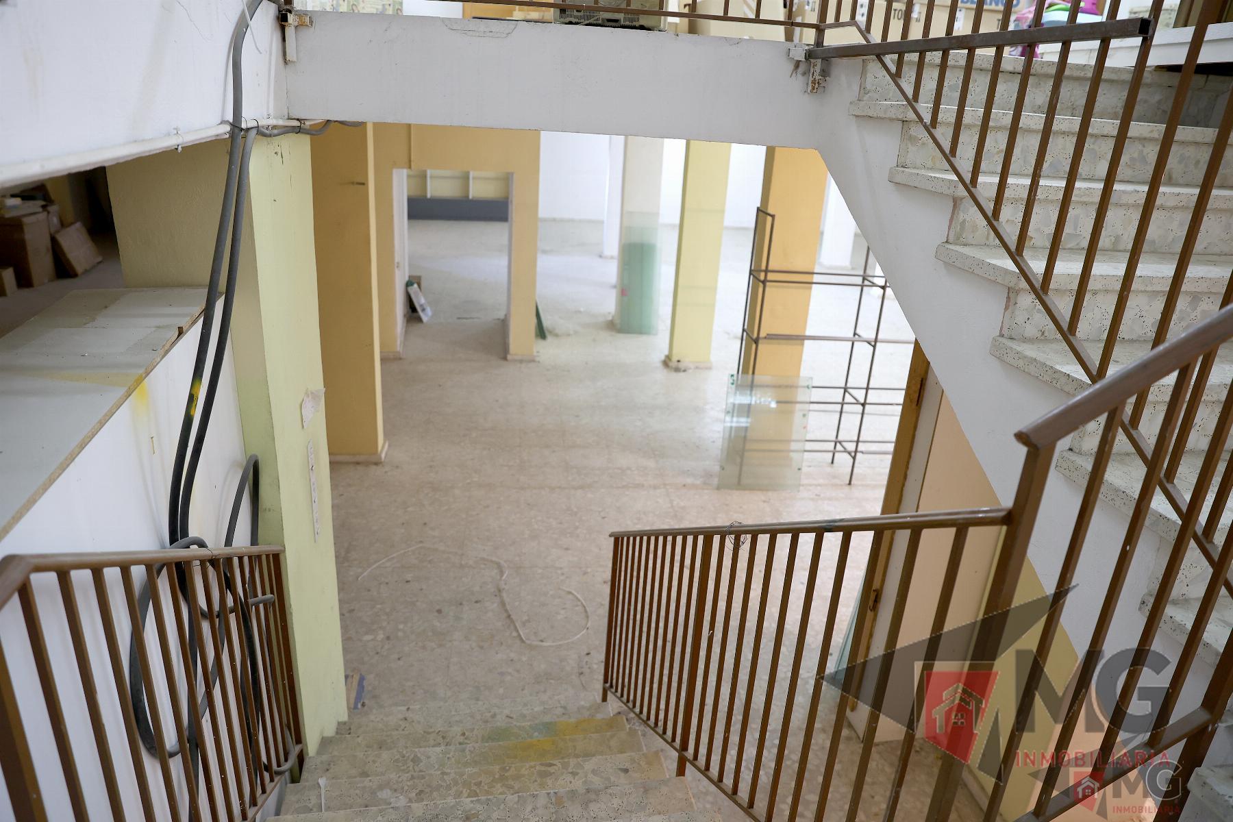 Alquiler de local comercial en Totana