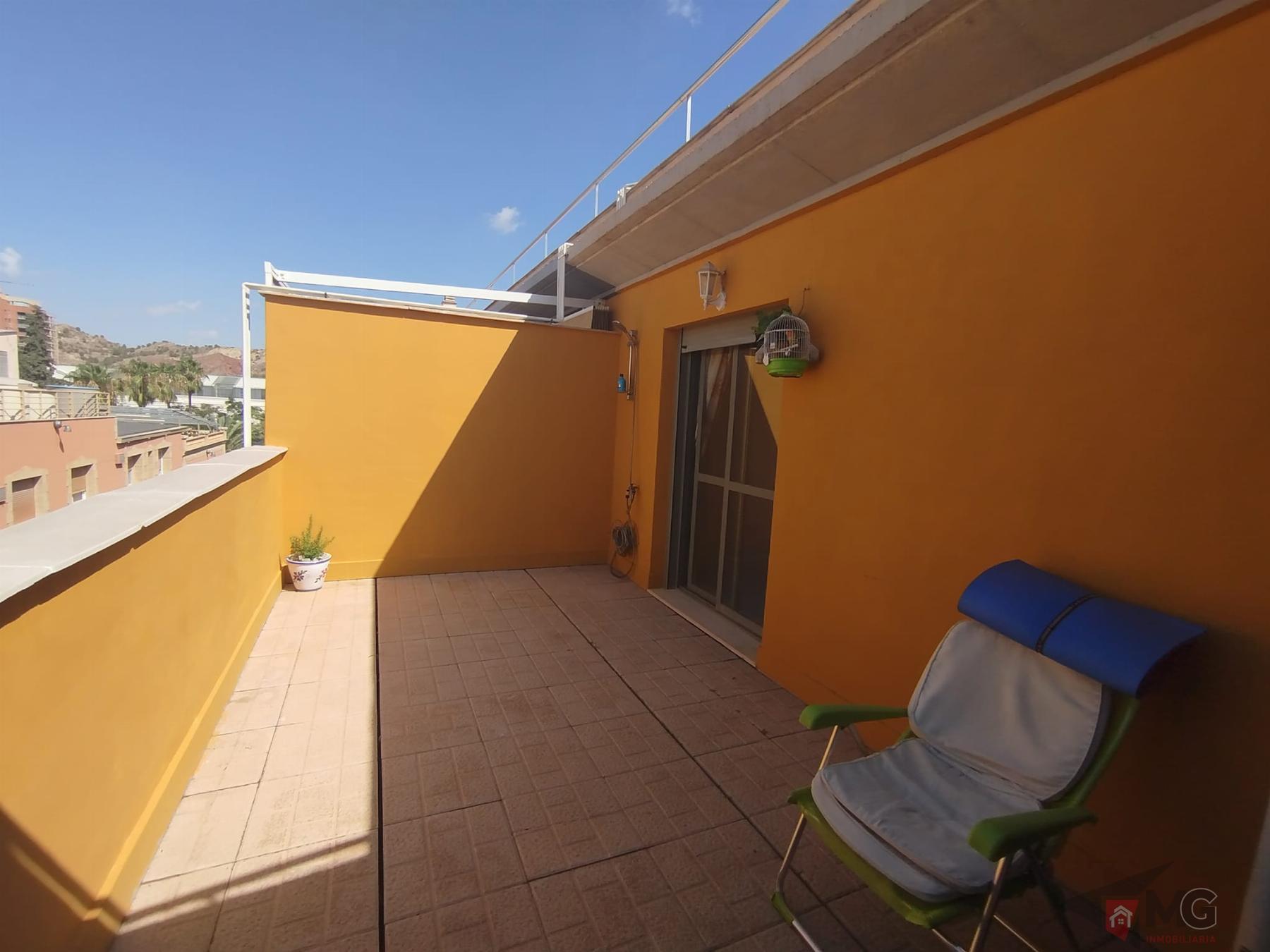 For sale of penthouse in Lorca