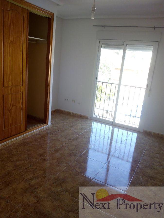Verkoop van duplex appartement in Algorfa
