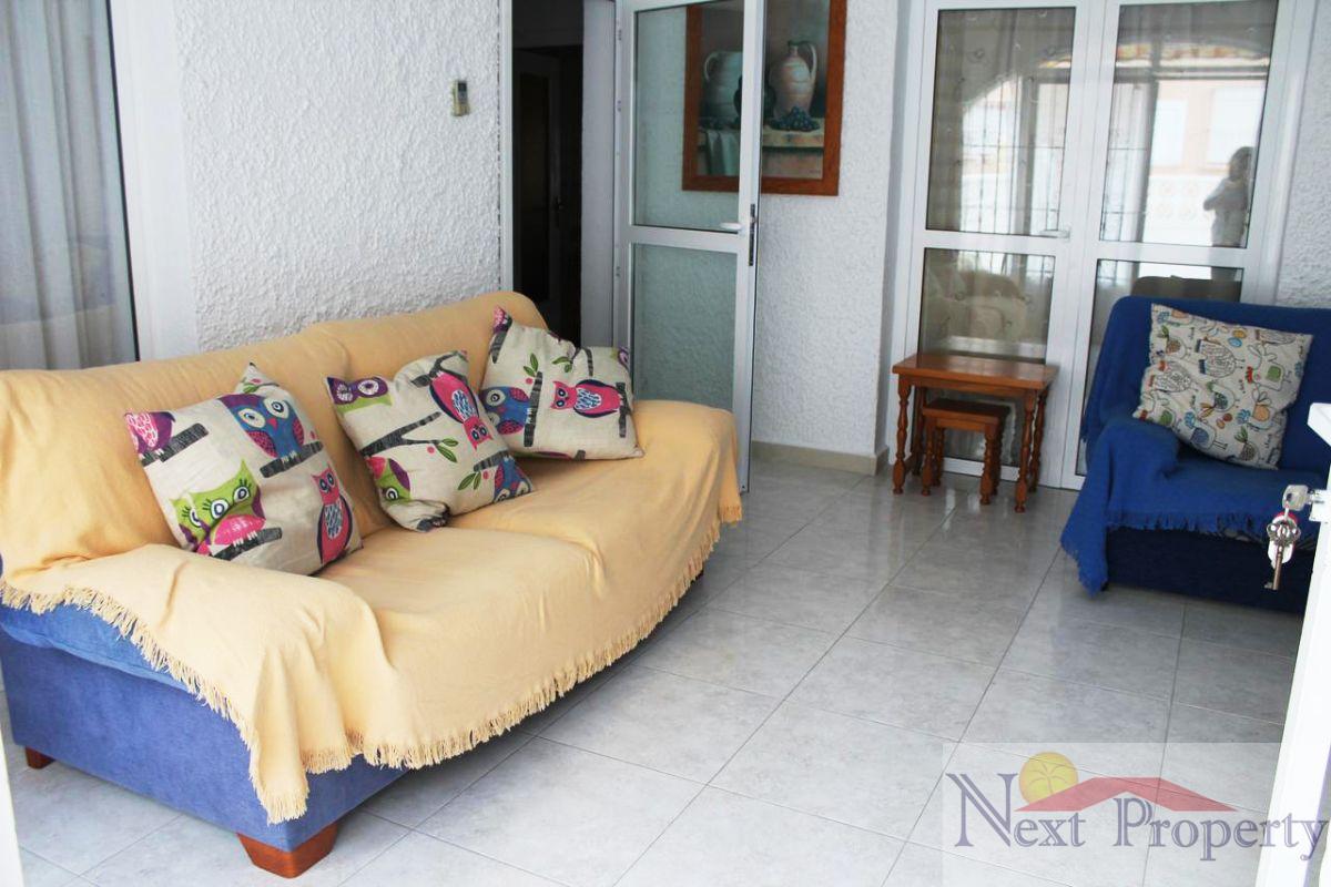 For rent of semidetached in Mil Palmeras