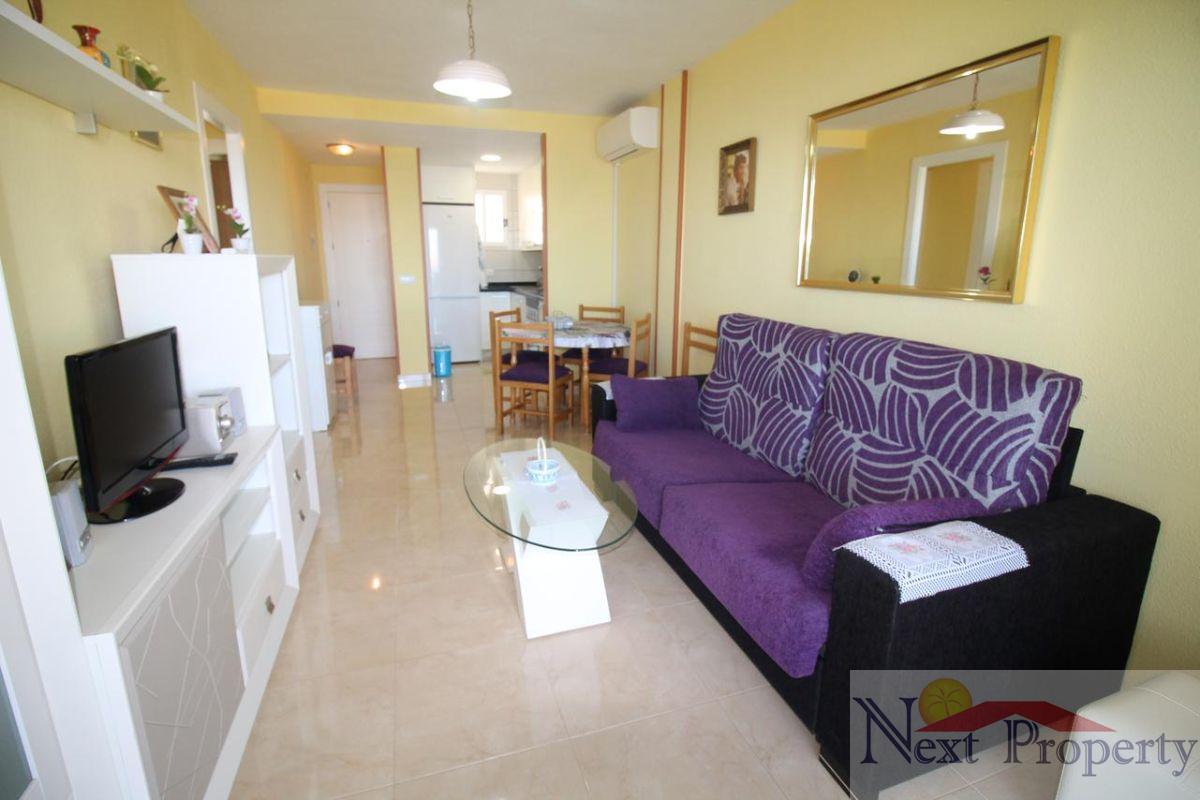 For sale of apartment in Mil Palmeras