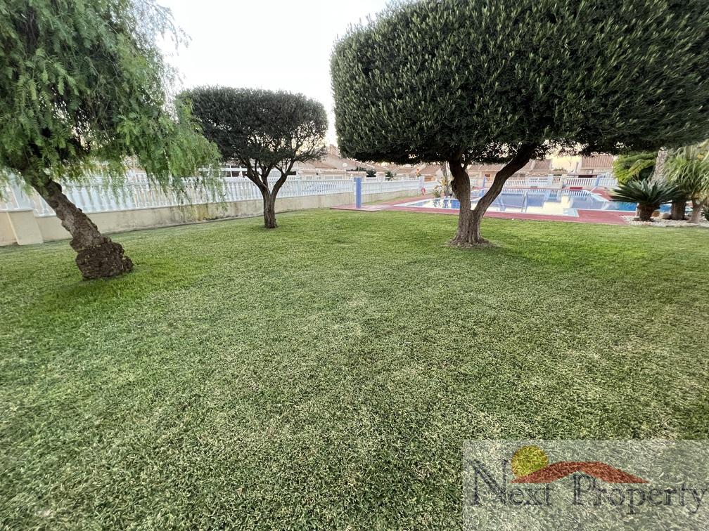 Til salg fra bungalow i Torrevieja