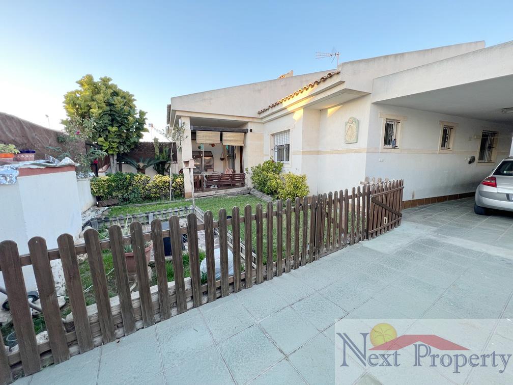 Til salg fra bungalow i Torrevieja