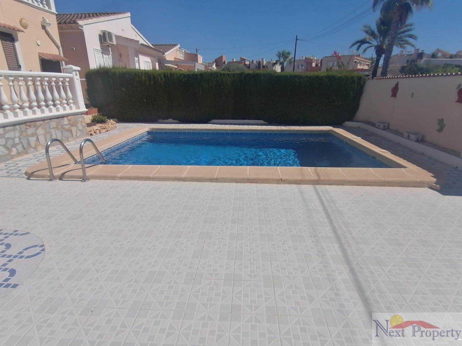 Venta de chalet en Orihuela Costa