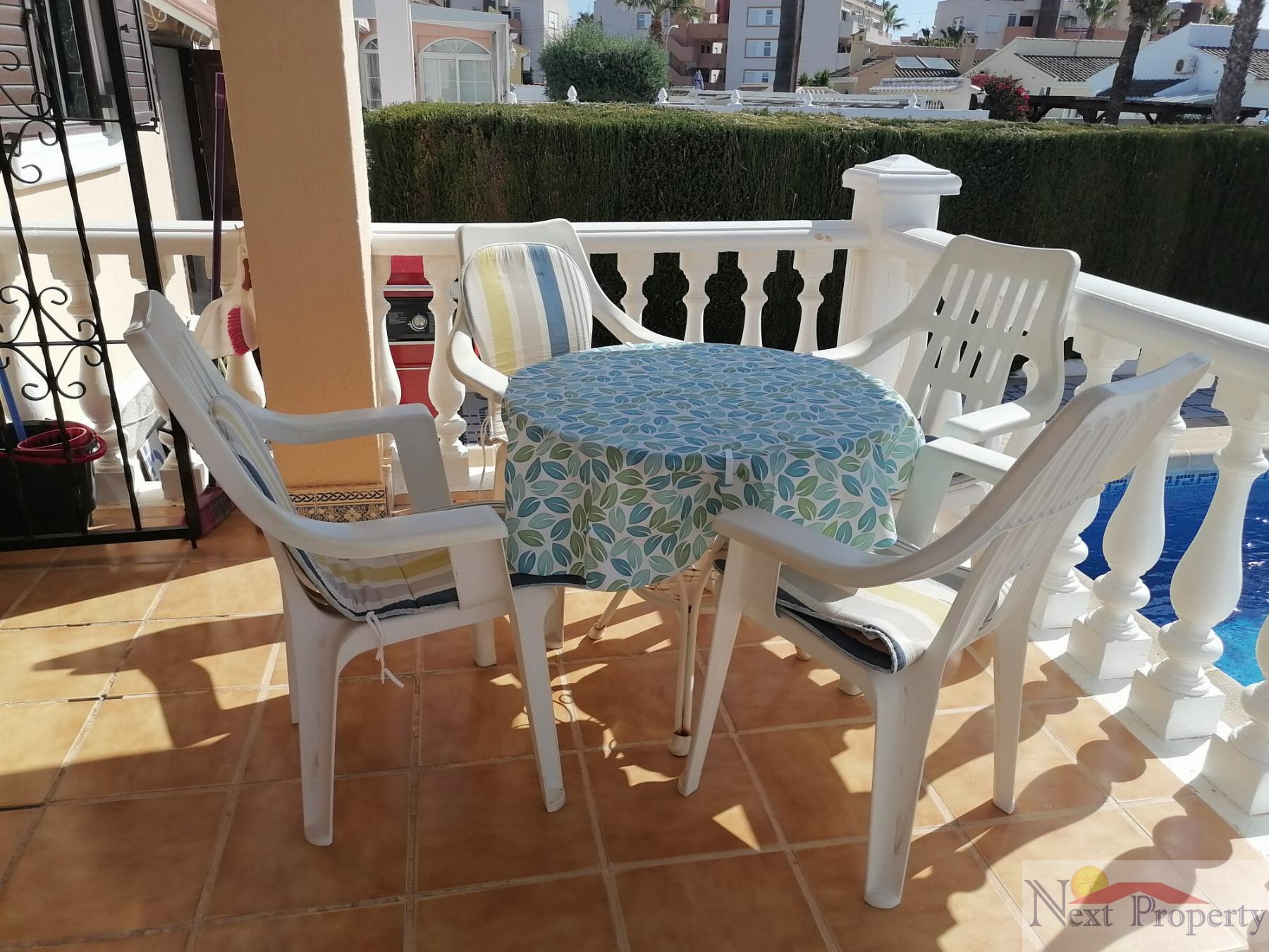 Venta de chalet en Orihuela Costa