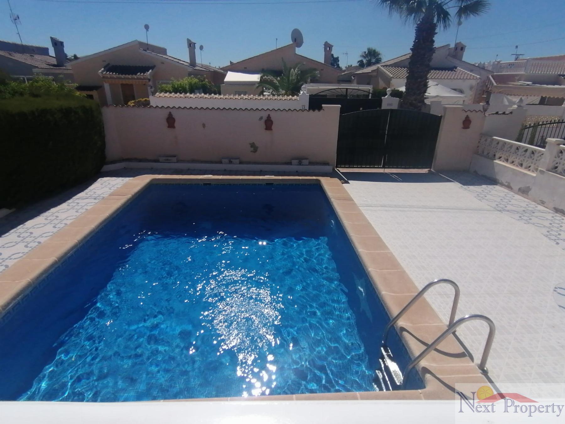 Venta de chalet en Orihuela Costa