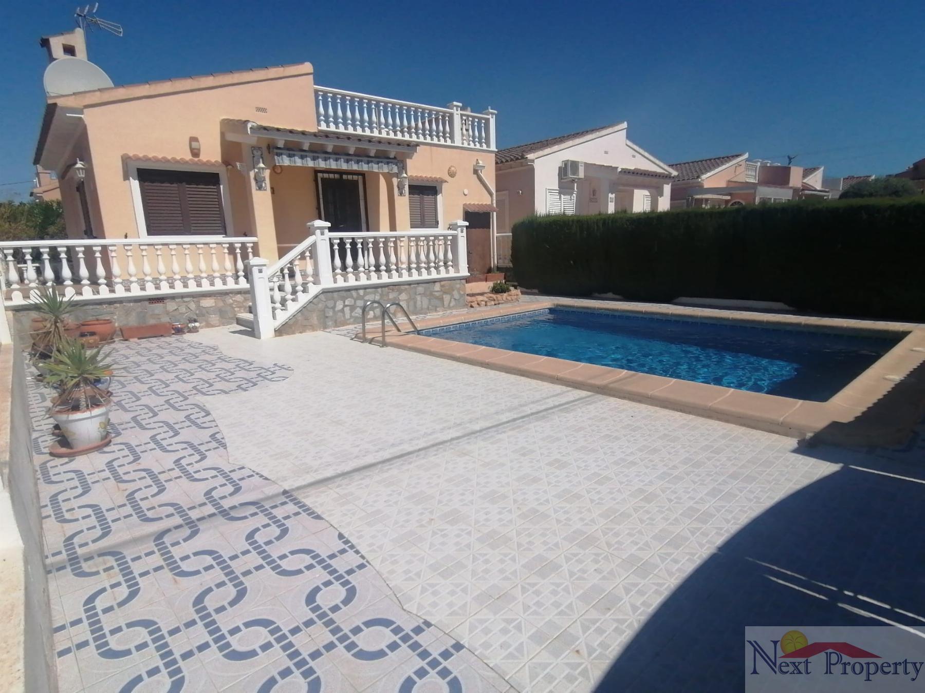 Salg av chalet i Orihuela Costa