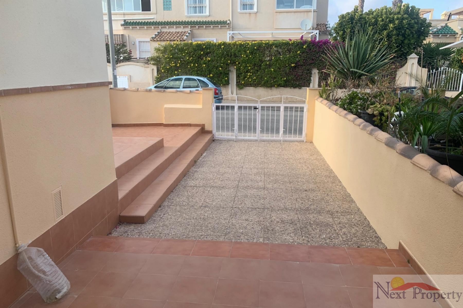Verkoop van bungalow in Orihuela Costa