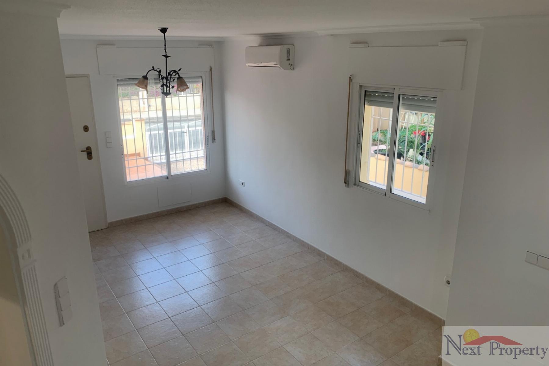 Verkoop van bungalow in Orihuela Costa