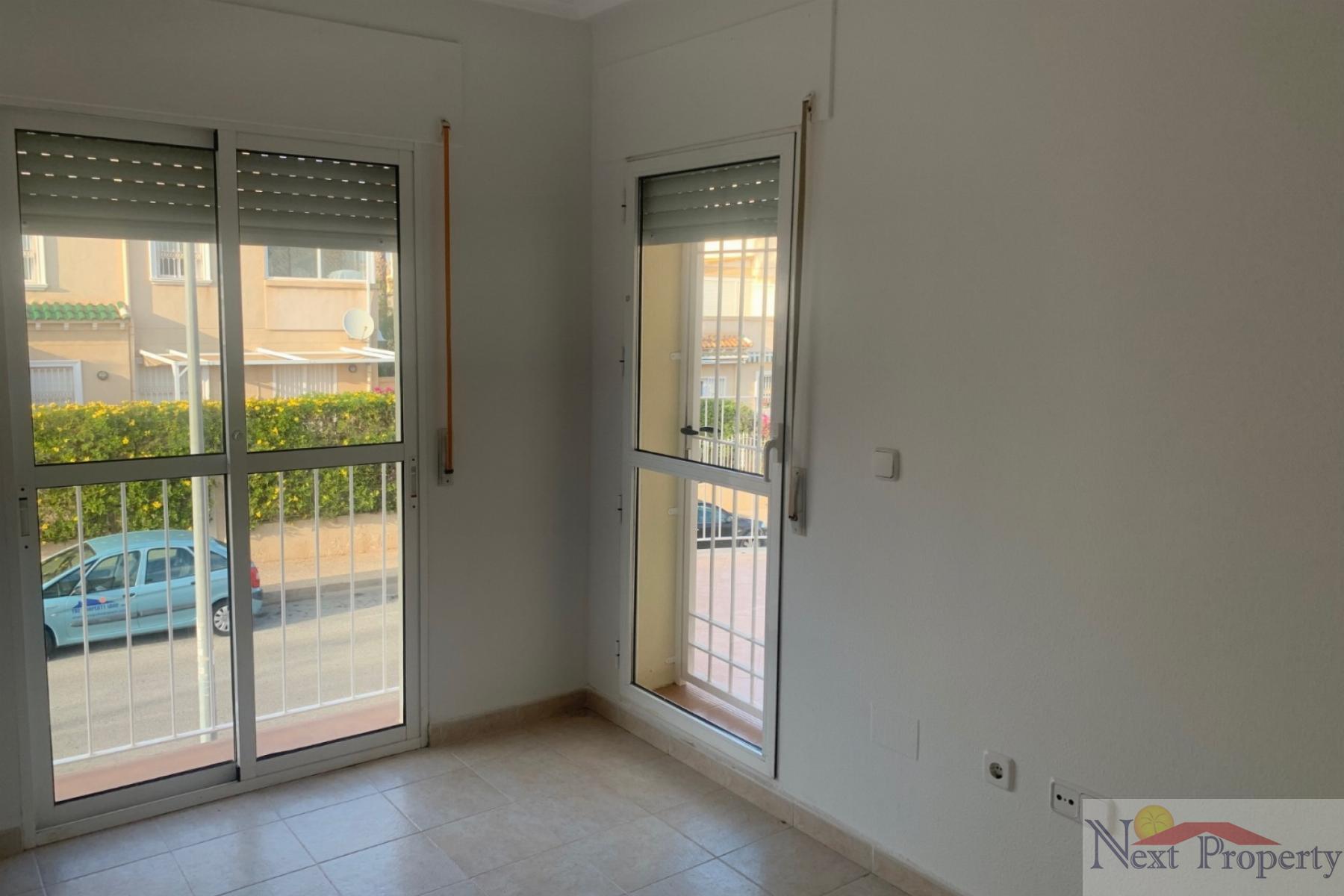 Verkoop van bungalow in Orihuela Costa
