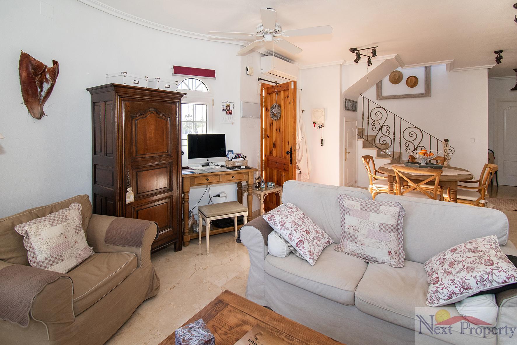 Venta de chalet en Orihuela Costa