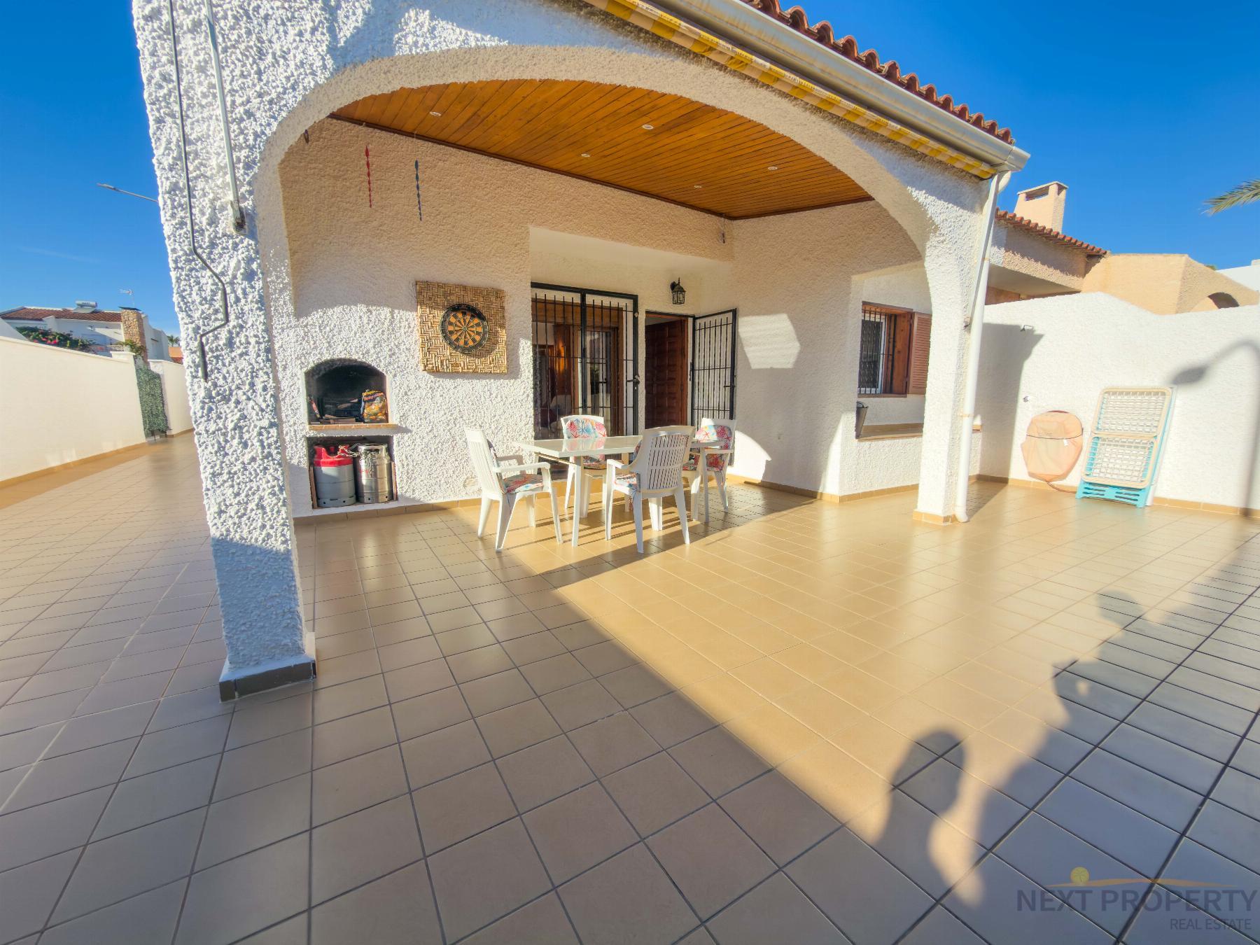 For sale of bungalow in Orihuela Costa