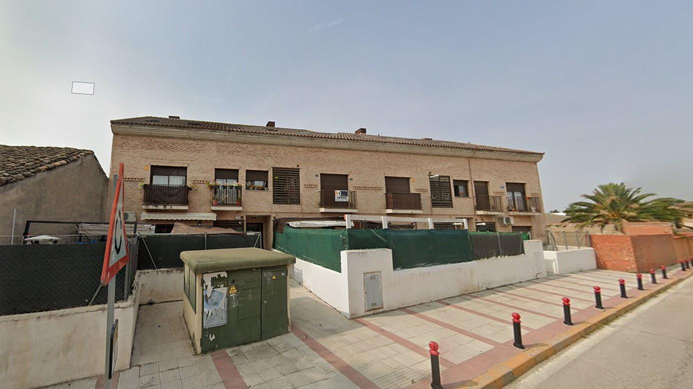 Venta de piso en Villaluenga de la Sagra