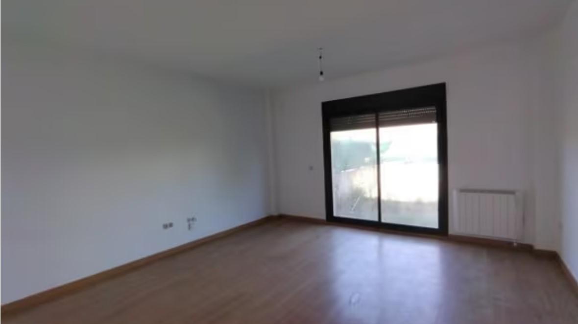 Venta de piso en Villaluenga de la Sagra