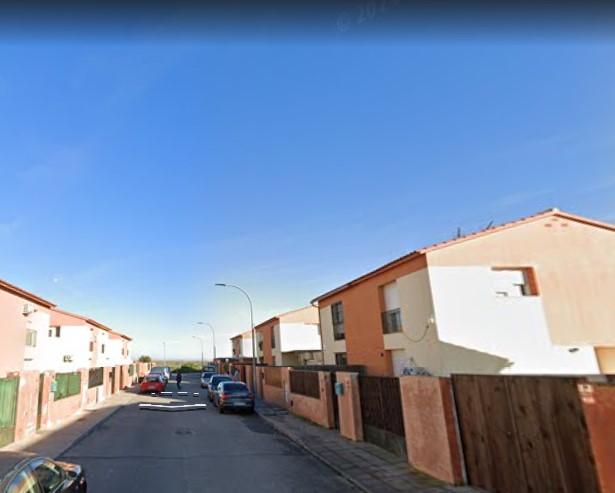 Venta de casa en Novés