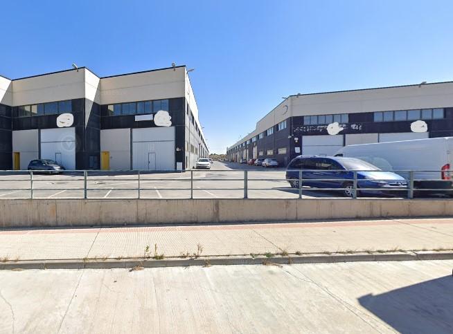 For sale of warehouse in Zaragoza