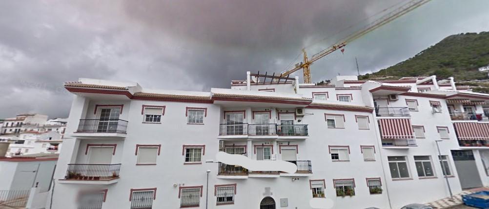 For sale of flat in Cómpeta