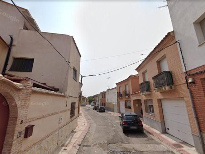 Venta de casa en Villaluenga de la Sagra