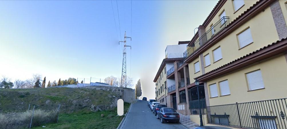 For sale of flat in Cájar