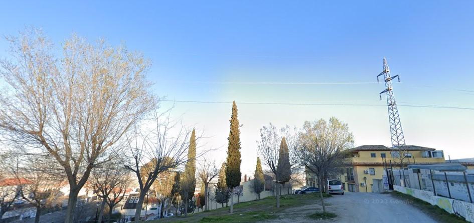 For sale of flat in Cájar