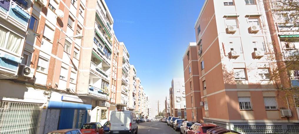 For sale of premises in Madrid