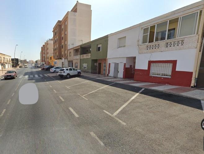 Venta de casa en Roquetas de Mar