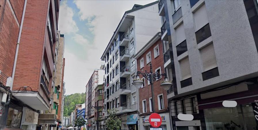 For sale of flat in Mieres Asturias