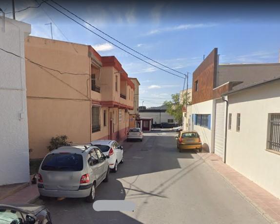 For sale of flat in Salinas