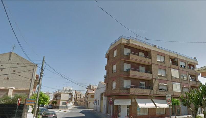 For sale of flat in Almoradí