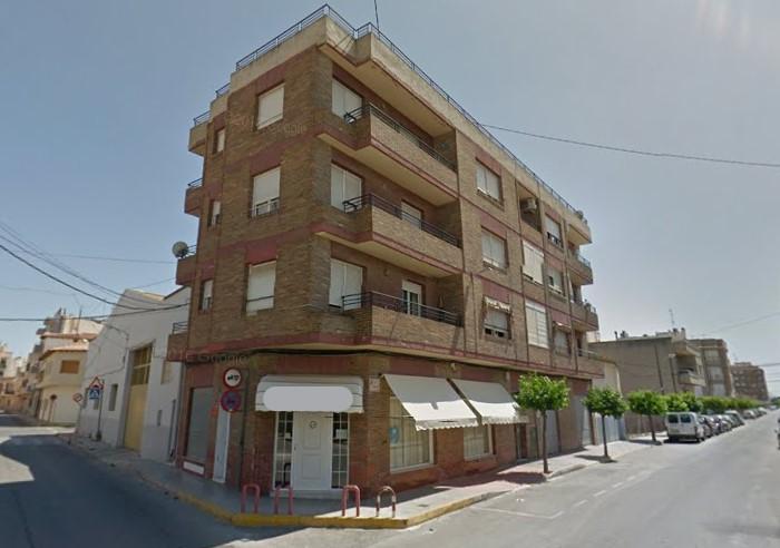 For sale of flat in Almoradí